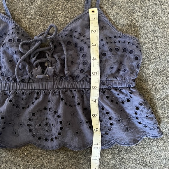 Aerie Eyelet Ruffle Lace Up Crop Top Size Small - Picture 5 of 5